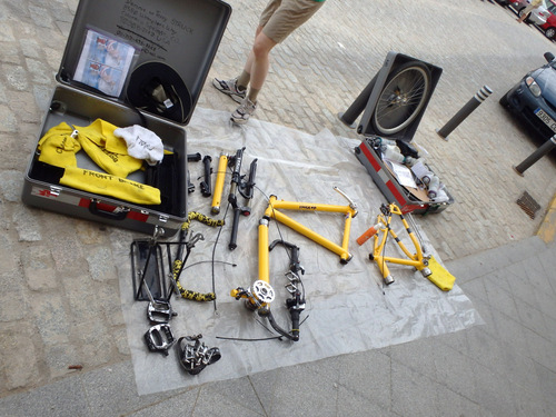 building the 'Bee' (da Vinci Tandem Bicycle).